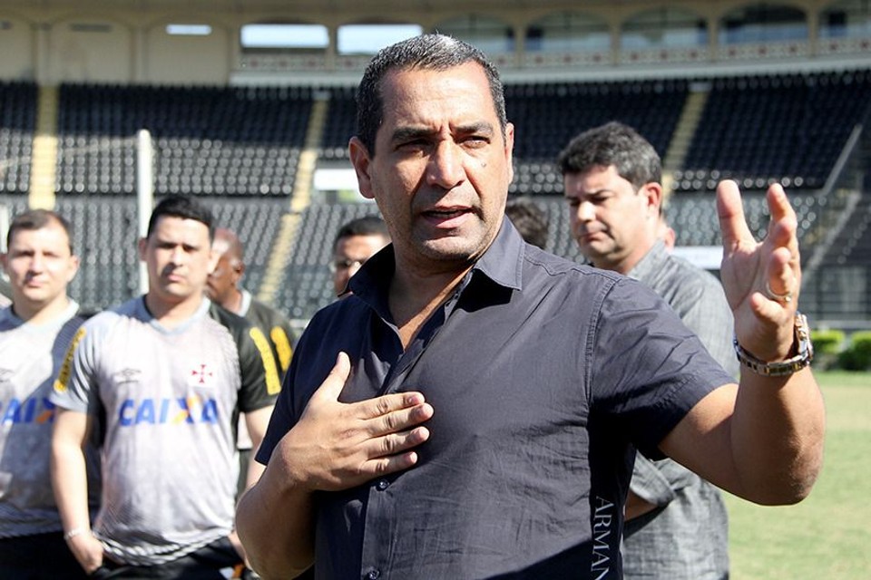 Torcedor inesperado, tetracampeão mundial dá dicas ao Paraná na Série A Zinho foi um torcedor do Paraná na Série B. | Divulgação/Flickr Vasco