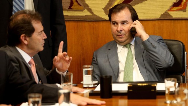 Rodrigo Maia em reunião com centrais sindicais: “Só vou marcar uma data se tivermos os votos”. | Wilson Dias/Agência Brasil