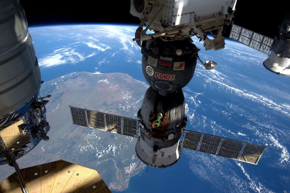 Estação Espacial Internacional poderá  ser vista a olho nu do céu de Curitiba. | Picasa/NASA