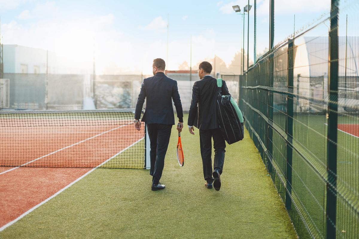 Tênis, golf, futebol: praticar esportes pode alavancar sua carreira | Bigstock