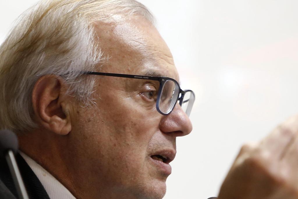Presidente Luiz Sallim Emed cita o mercado inflacionado e o excesso de jogadores medianos como fatores que vem dificultando as ações do Furacão. | Albari Rosa/Gazeta do Povo