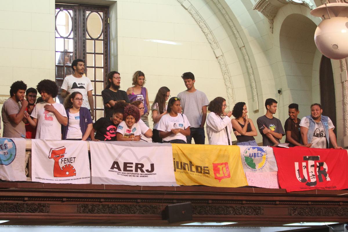 Militantes de organizações estudantis acompanharam a votação na Assembleia do Rio | LG Soares / Alerj