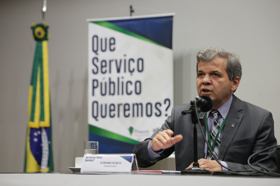 ‘Servidor não é vilão’, diz autor de ação que suspendeu propaganda da Previdência O presidente da Anfip, Floriano de Sá Neto: “salário do servidor não é alto. O trabalhador privado é que ganha pouco”. | Divulgação/Anfip