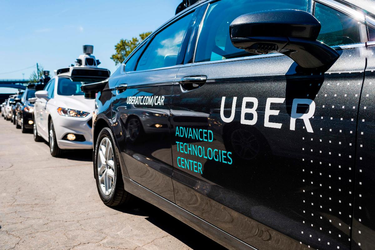 Frota de carros autônomos da Uber. | Angelo Merendino/AFP