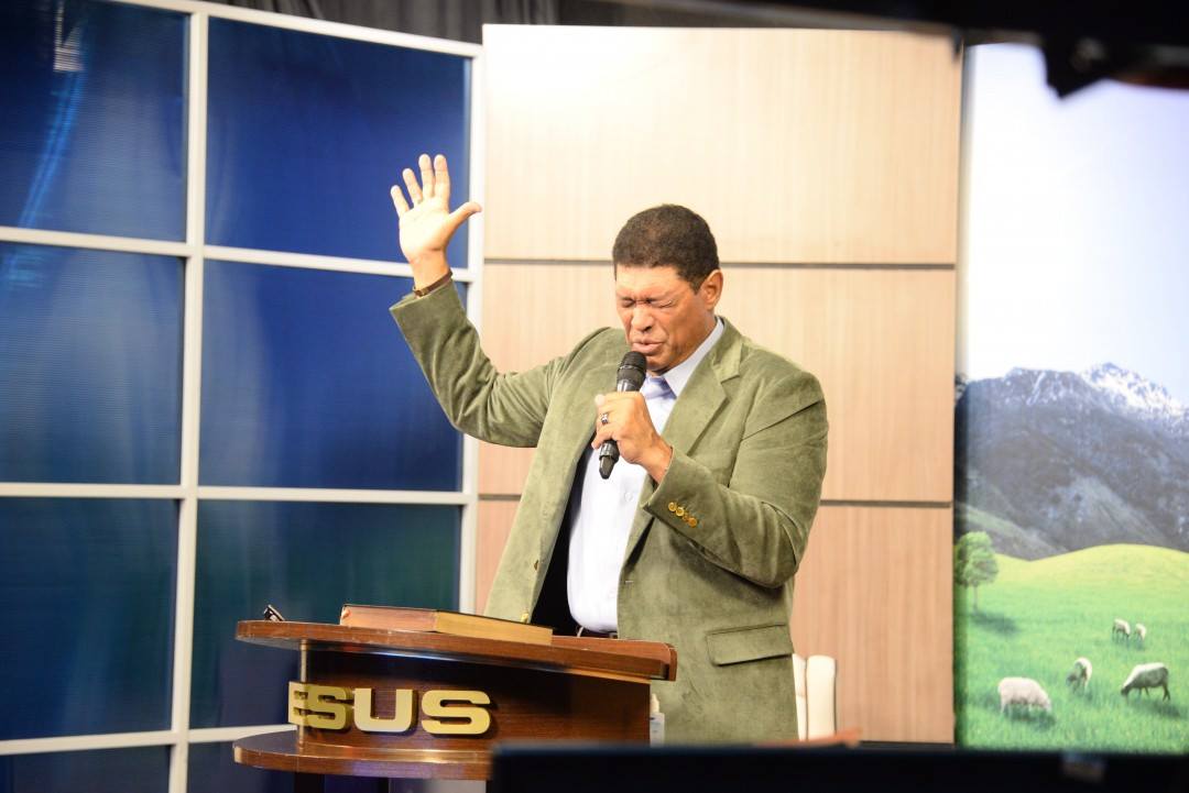 Fundador da Igreja Mundial do Poder de Deus | Eduardo Pinto/Facebook do Apóstolo Valdemiro Santiago/Reprodução