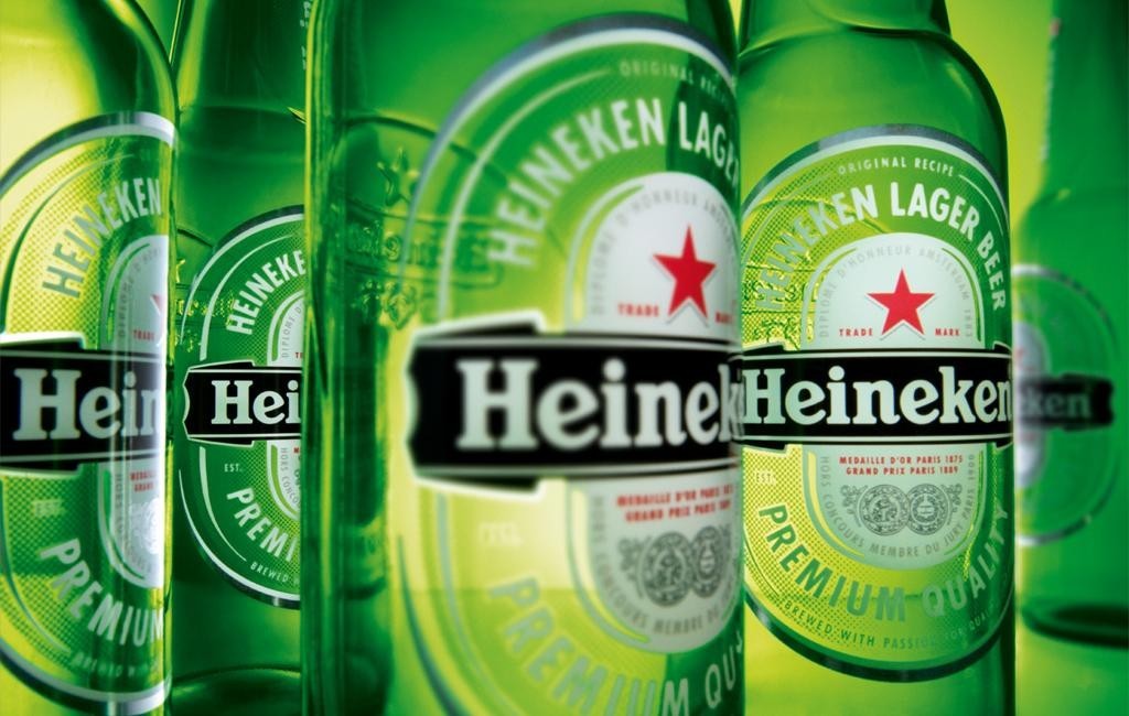 Estagiários da Heineken têm direito a 24 garrafas de cerveja por mês