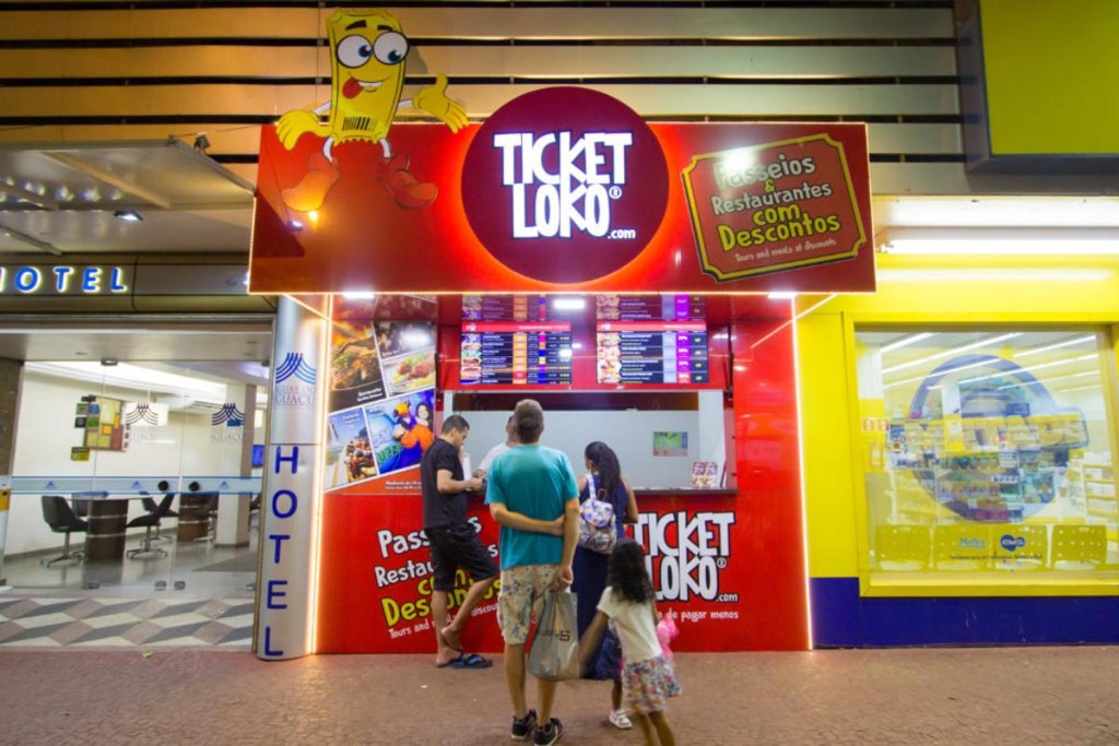 Descontos podem chegar a 50% do valor original oferecido pelas agências de turismo ou pelos próprios atrativos turísticos.