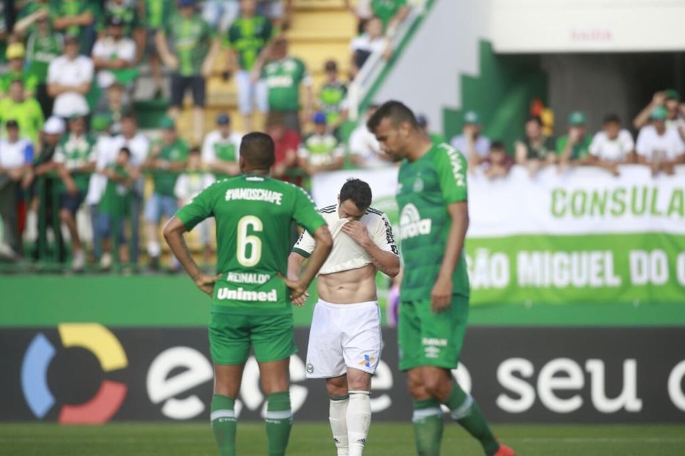Após rebaixamento, presidente do Coritiba divulga carta à torcida e pede desculpas | Marcelo Andrade/Gazeta do Povo
