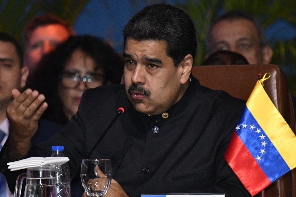 Presidente da Venezuela, Nicolás Maduro: criação de criptomoeda seria forma de contornar sanções americanas | AIZAR RALDES/
AFP