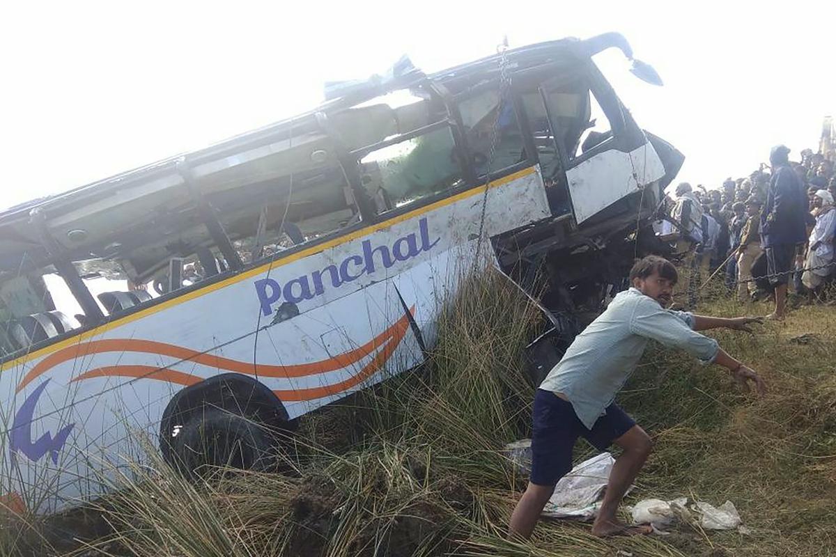 Equipes de resgate retiraram 33 corpos do rio e não há desaparecidos | -AFP