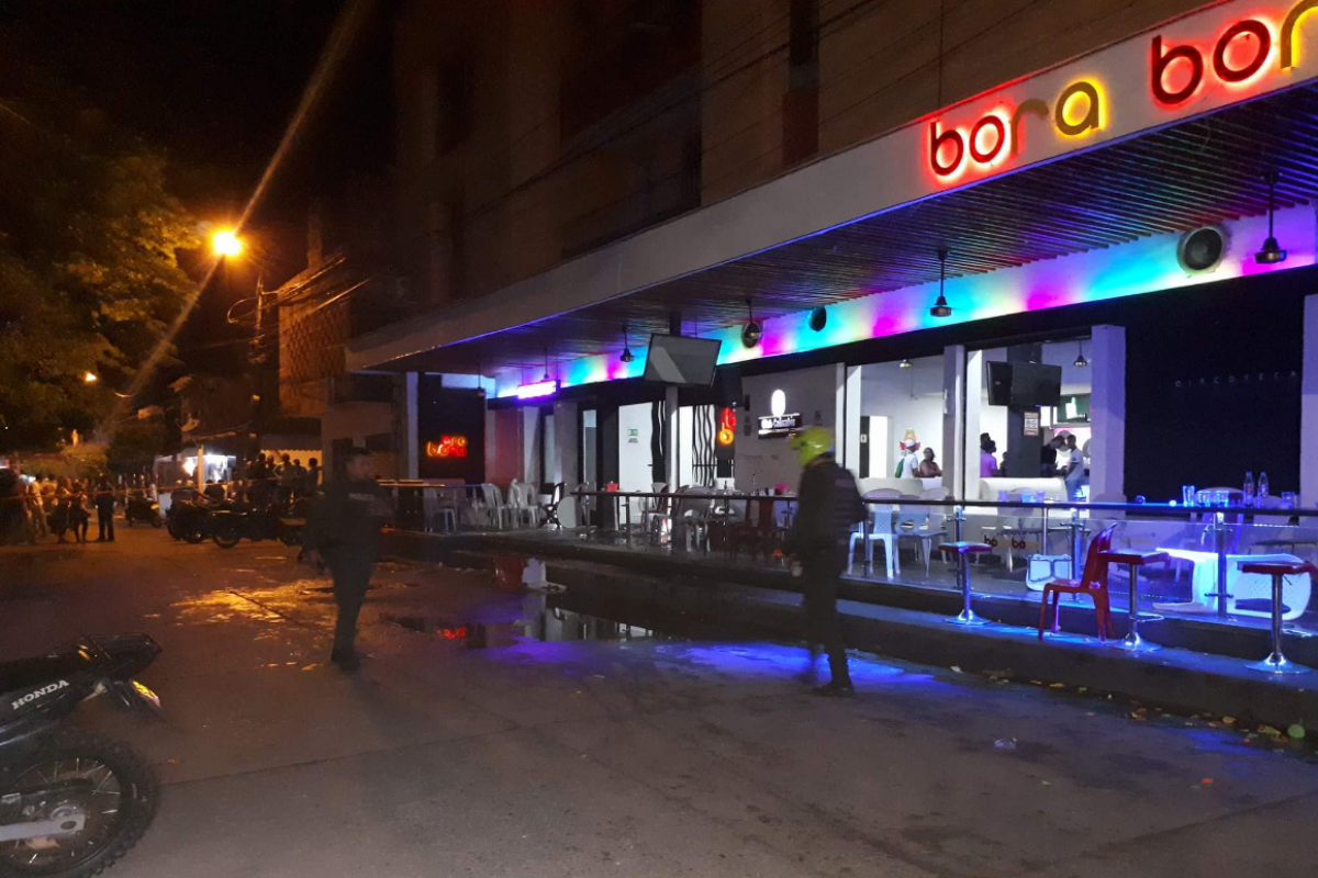 Frente da boate Bora Bora, em Caucasia, foi isolada pela polícia. | Reprodução/Twitter