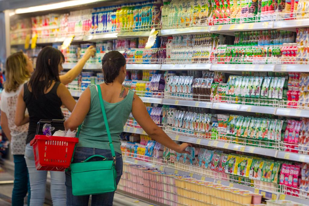 Franceses da Lactalis são competitivos no Brasil em leite longa vida e queijo, mas perdem para os rivais Nestlé e Danone em produtos de maior valor agregado como iogurte. | Arquivo/Gazeta do Povo