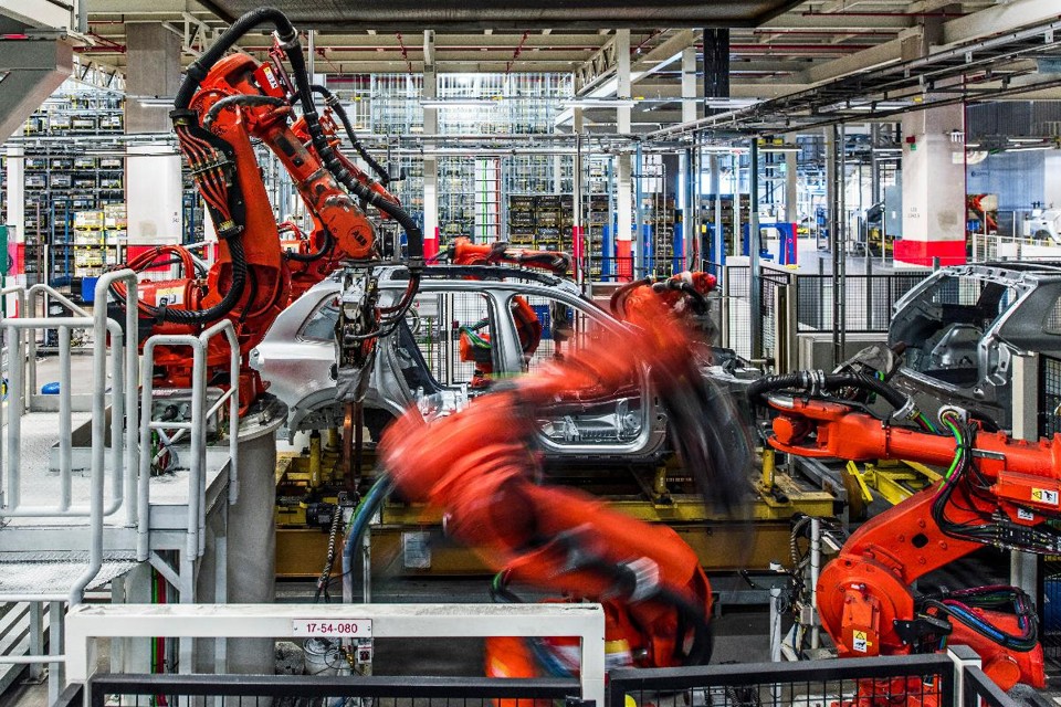 Fábrica da Volvo em Gotemburgo, na Suécia: montadora desenvolve um carro totalmente autônomo para uso em rodovias até 2021 | James Silvermann/NYT