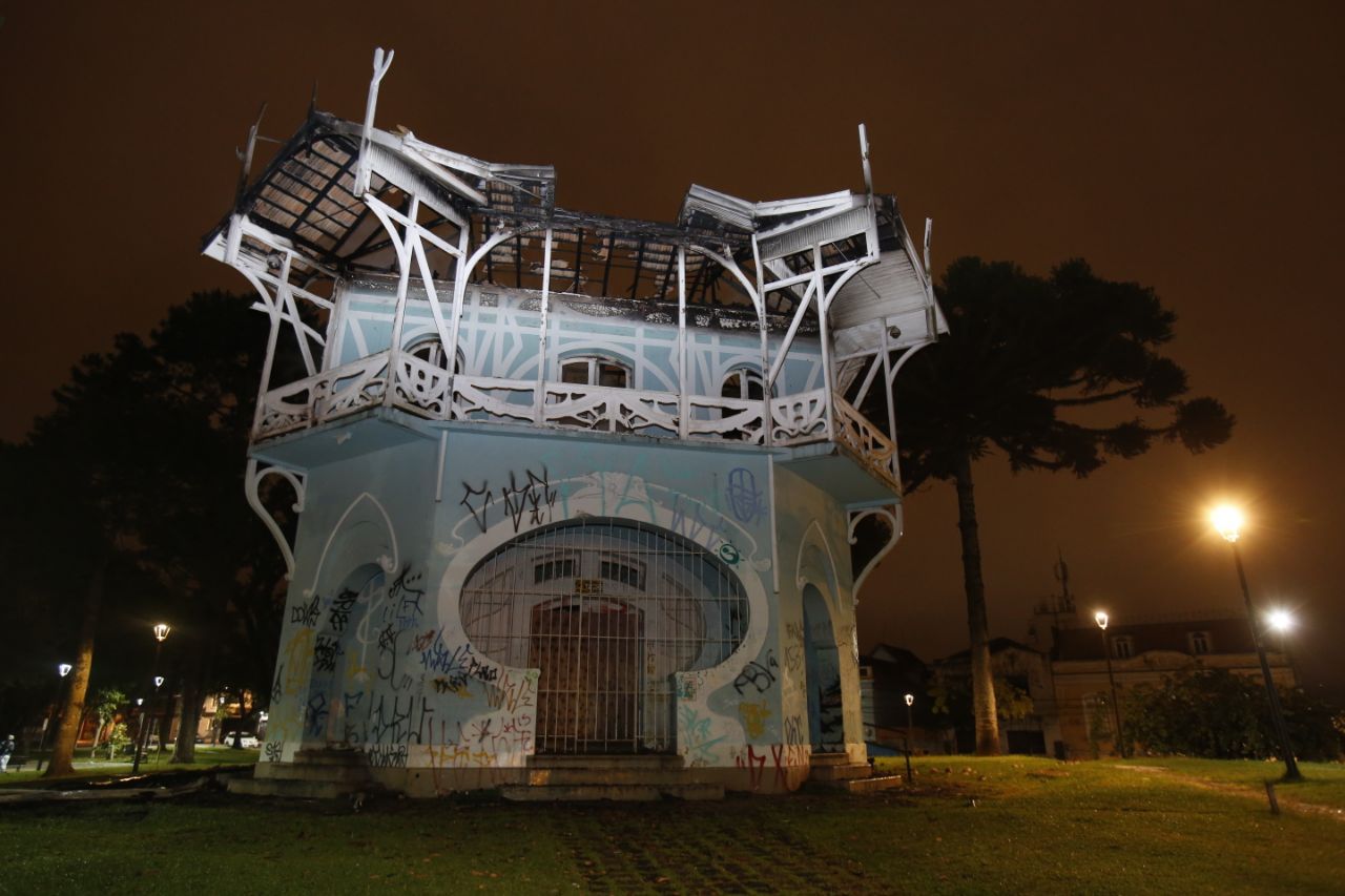 | /Marco Charneski/Tribuna do Paraná