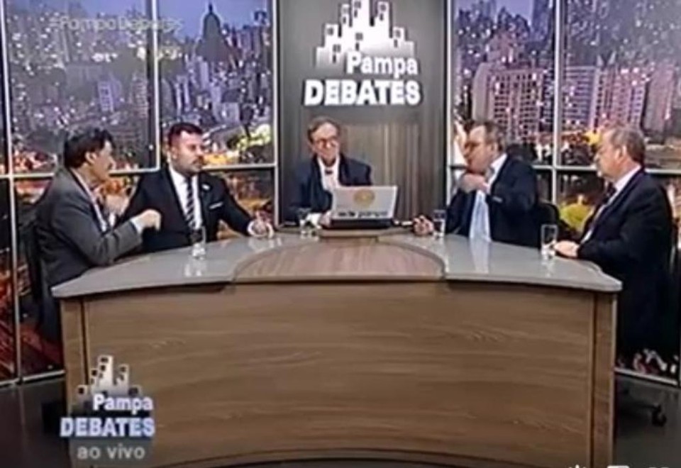 Imagem do programa veiculado pela TV Pampa em novembro de 2016 | Reprodução/Pampa Debates