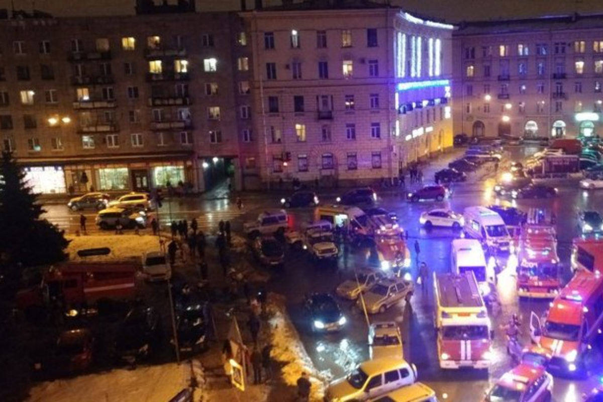 Um dispositivo explosivo artesanal de uma potência equivalente a 200 gramas de TNT foi detonado | Reprodução