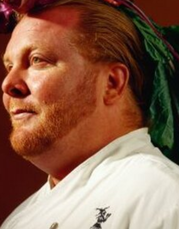 Batali não negou as acusações, reconheceu "falhas" pessoais e disse que os relatos "combinam" com seu comportamento | Reprodução