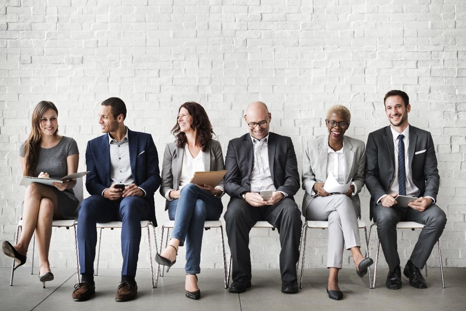 As quatro tendências que estão mudando o jeito de contratar no mundo A macrotendência mais forte para os recursos humanos identificada pelo LinkedIn é a busca pela diversidade. Aqui, por diversidade entende-se, principalmente, inclusão e senso de pertencimento nas empresas. | /Bigstock