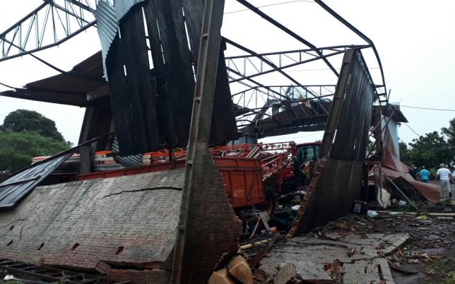 | Colaboração/Milton Schmidt/