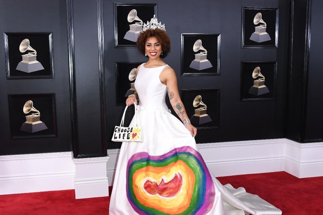 Joy Villa se considera “Pró-vida” e apoia Donald Trump como presidente dos Estados Unidos | ANGELA WEISS/AFP