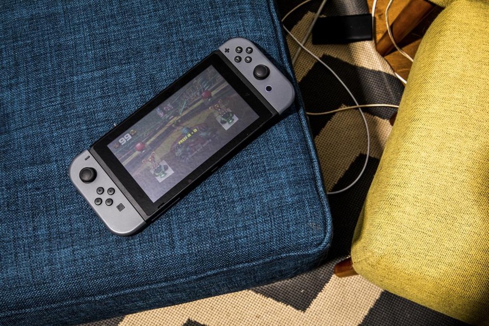 Nintendo Swith no modo portátil. | Christie Hemm Klok/NYT