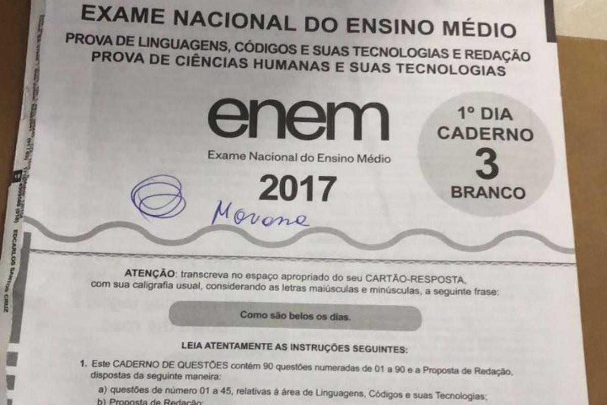Caderno de prova apreendido pela Polícia Federal |