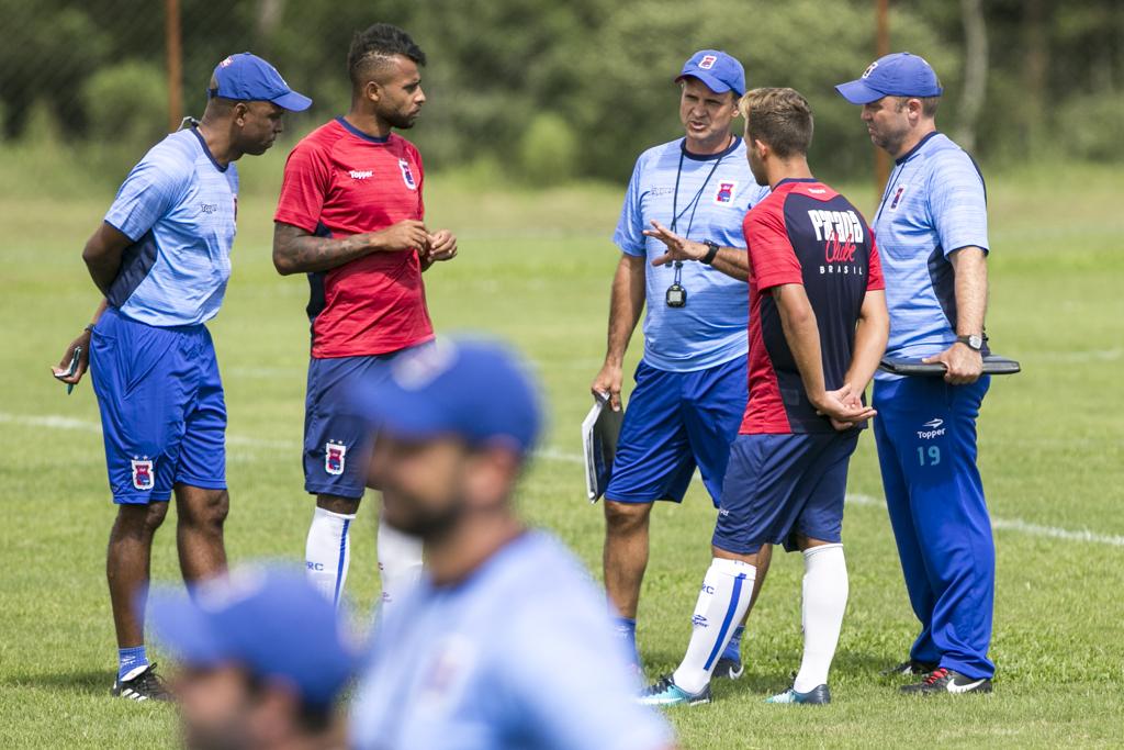 Técnico Wagner Lopes está de volta ao Paraná. | Marcelo Andrade/Gazeta do Povo