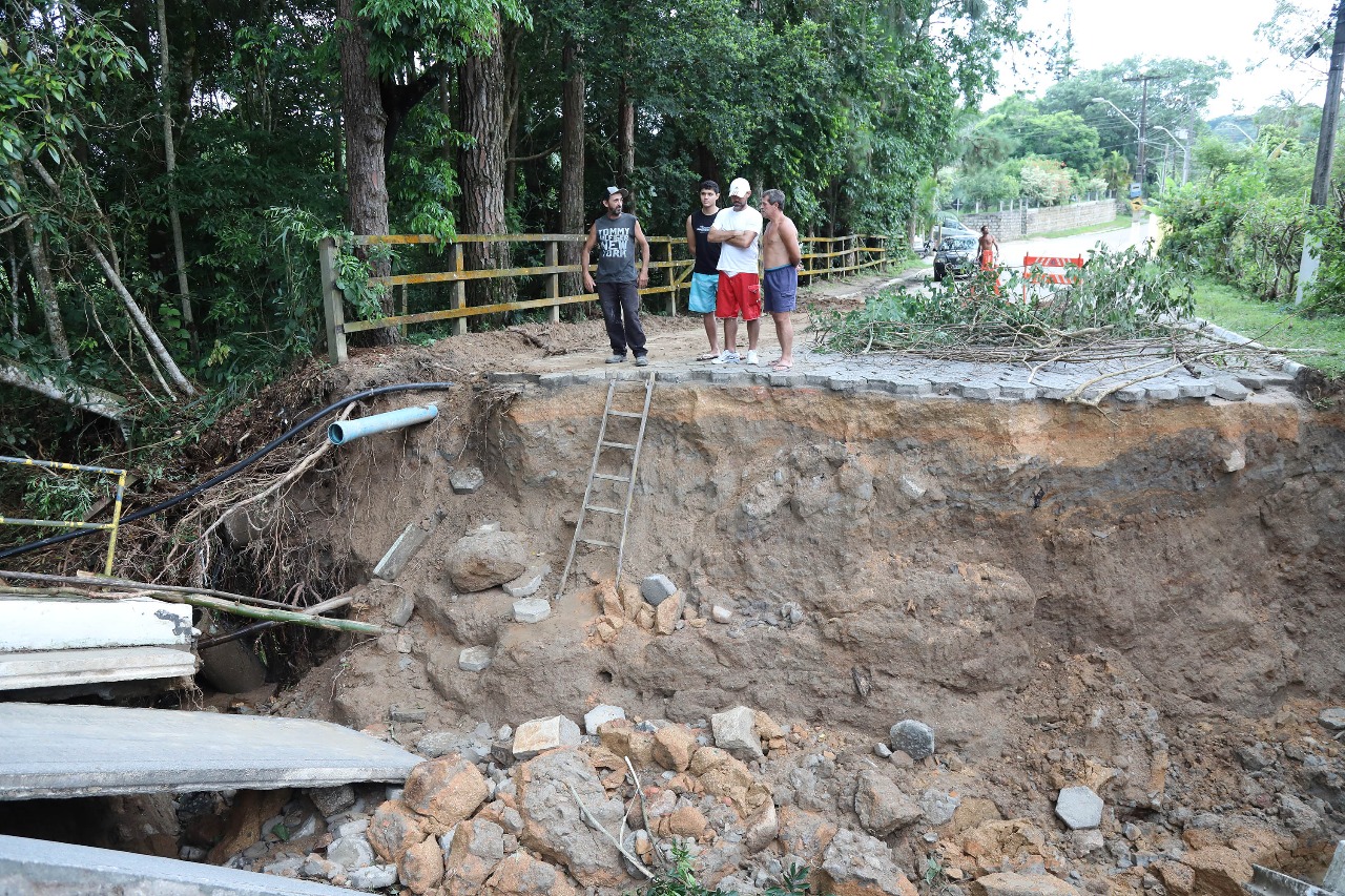 Estragos em Fl | Cristiano Andujar/ Prefeitura Florianópolis/