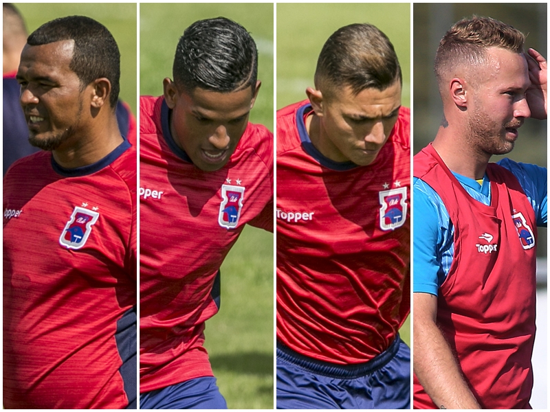 Zé Carlos, Vitor Feijão, Minho e Alemão Júnior: concorrência no ataque. | Marcelo Andrade/Gazeta do Povo