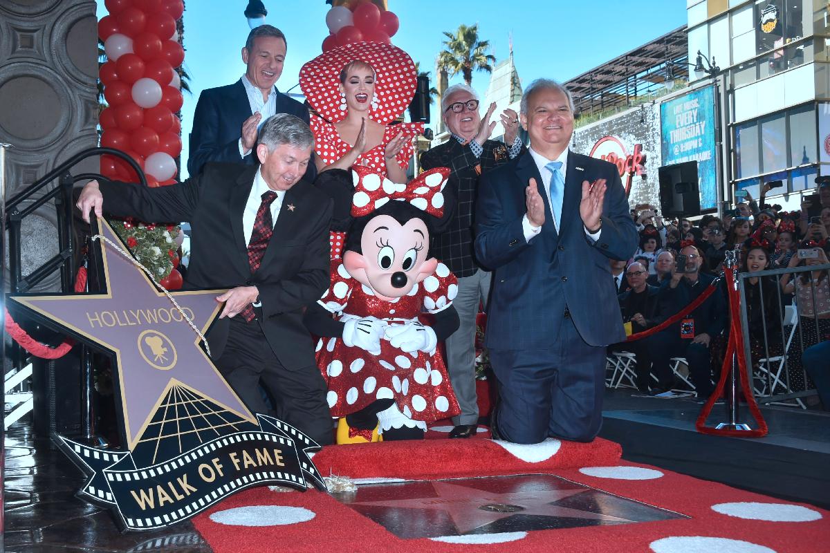 Minnie Mouse é homenageada como a 2.627ª estrela na Calçada da Fama de Hollywood, em 22 de janeiro de 2018 | FREDERIC J. BROWN/AFP