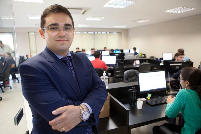 Lucas Ribeiro, sócio-fundador da Roit, viu sua consultoria faturar oito vezes mais em menos de dois anos com uma ideia simples, mas trabalhosa: contabilidade 24 horas. | Daniel CaronGazeta do Povo