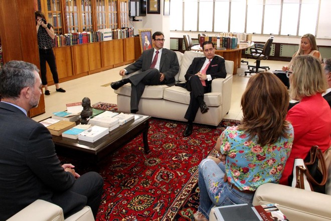 O presidente do TRF-4, Thompson Flores, em reunião com deputados federais do PT na última sexta (12). | Divulgação/ TRF-4