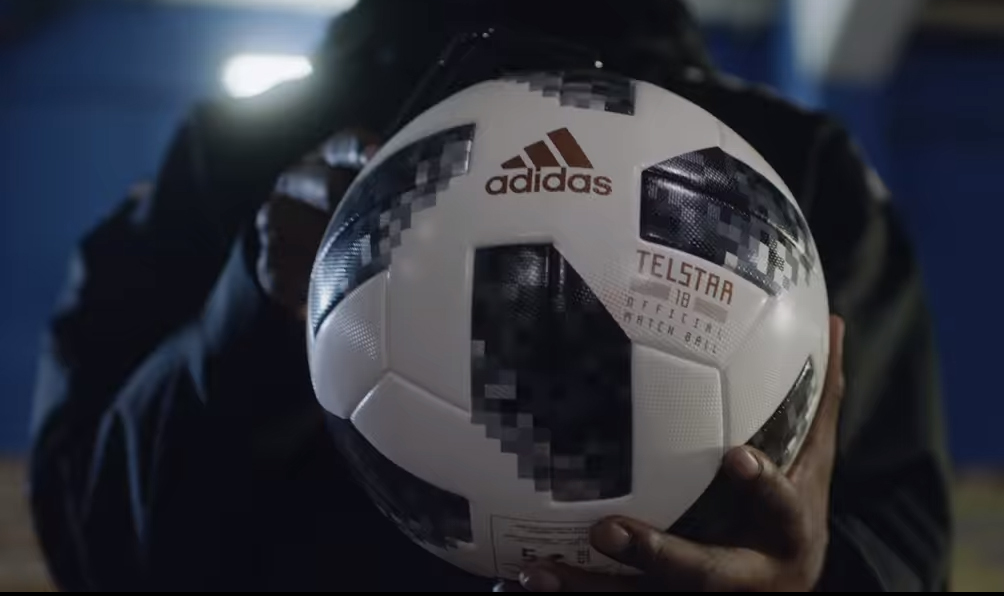 Bola da Copa 2018: Telstar 18 será utilizada na Copa da Rússia e leva material do agronegócio brasileiro | Reprodução YouTube Adidas/