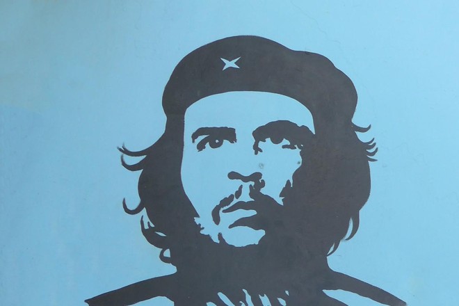 Retrato de Che Guevara em muro de Havana: ícone da esquerda | Pixabay