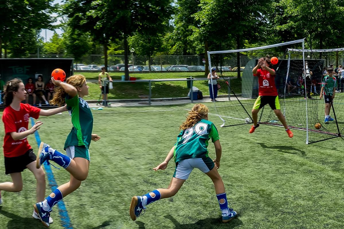 Prática de exercícios físicos tem o poder de desenvolver células cerebrais, criando novas conexões interneurais, que mantém a mente jovem e ativa. | Pixabay.