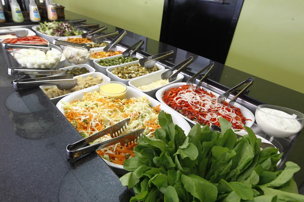 Preço da alimentação fora de casa subiu mais de 2% em janeiro na capital paranaense | Antônio More/Gazeta do Povo