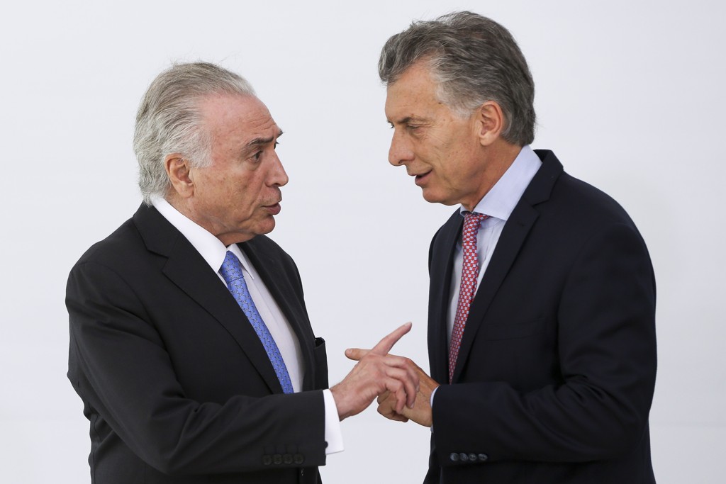 Presidentes MichelTemer e Mauricio Macri durante a última reunião de cúpula do Mercosul, em  dezembro