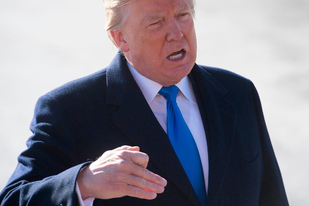 A obra irritou o presidente norte-americano, que já havia feito duras críticas à publicação e questionado a veracidade das informações | SAUL LOEB/
AFP