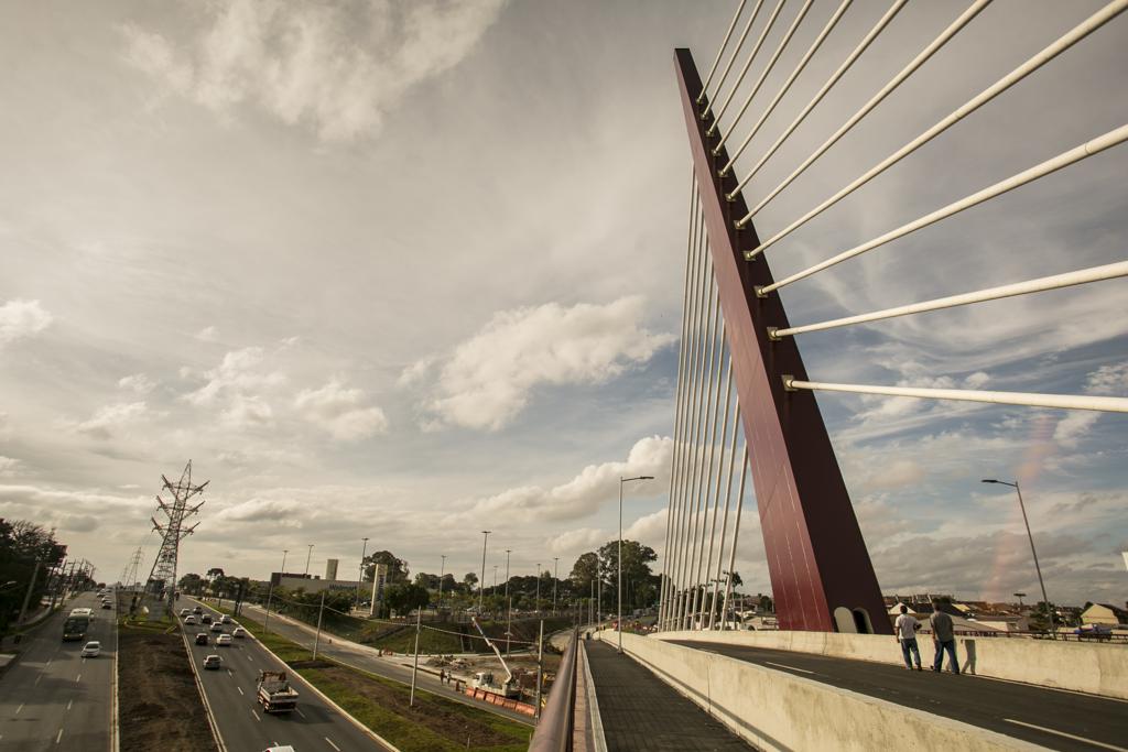 Corrida da Ponte Estaiada acontece entre 7h e 8h30 de domingo (21) | Marcelo Andrade// Gazeta do Povo