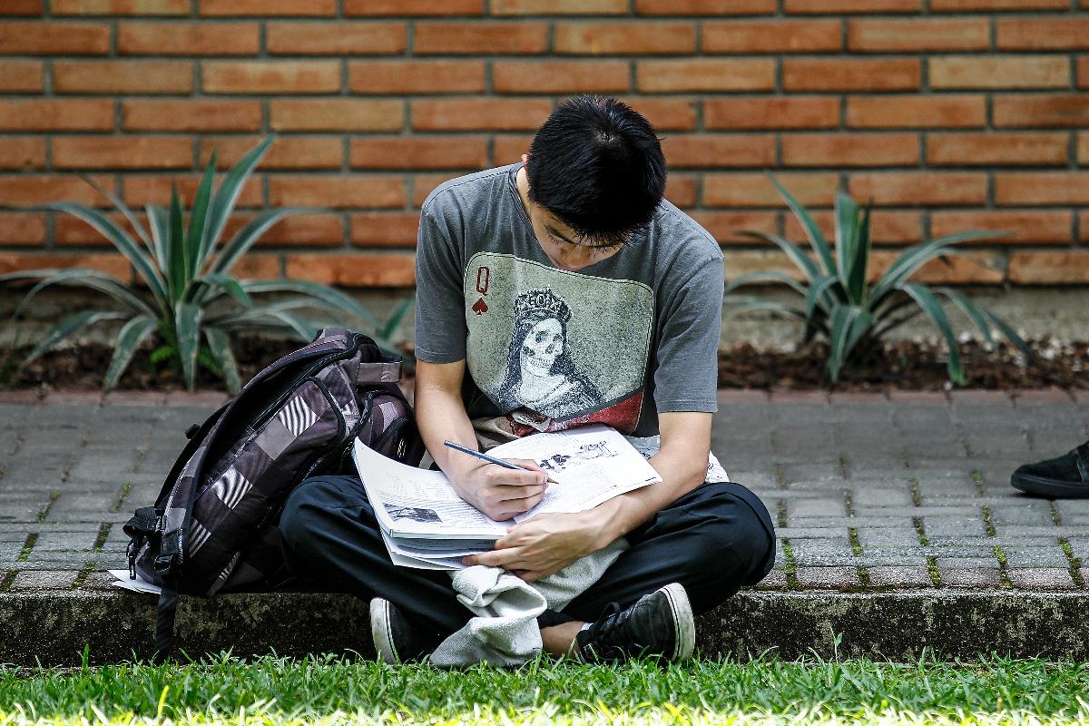 Jovens nascidos em 2000 completam 18 anos e chegam ao mercado de trabalho | Jonathan Campos
Gazeta do Povo