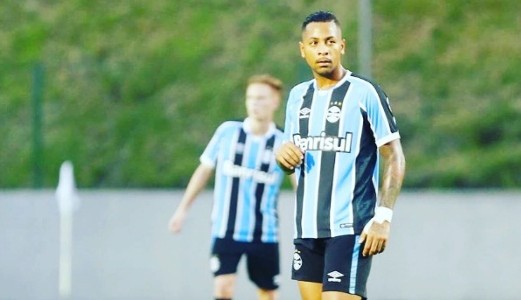 Luan Viana na época que estava no Grêmio. | Foto: Divuylgação/Grêmio/