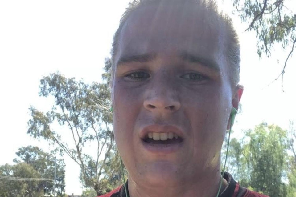 Liga feminina de futebol australiano autoriza transexual a jogar segunda divisão Hannah Mouncey tem 1,90 metro de altura | Reprodução