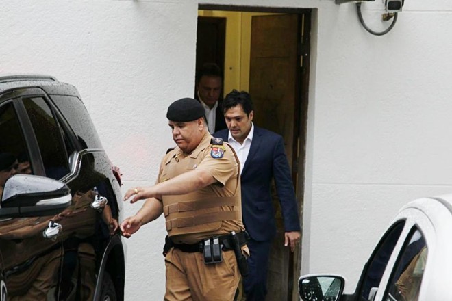 Carli Filho na saída do Tribunal do Júri. | Alexandre Mazzo/Gazeta do Povo