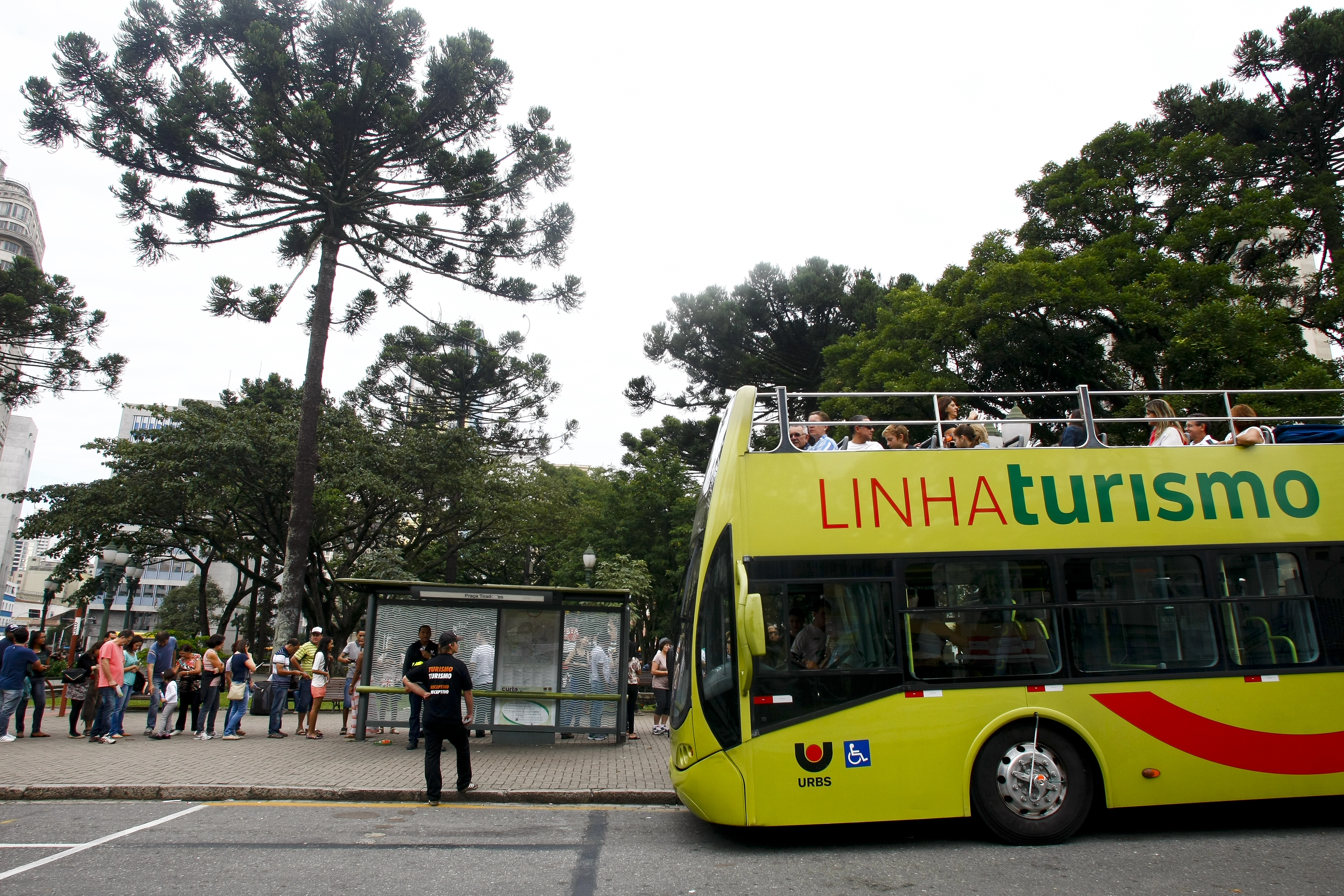 O ônibus estaria lotado no momento do assalto. | ANDRE RODRIGUES
/ARQUIVO