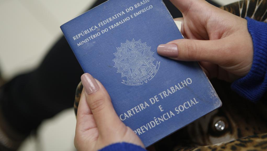 De um total mensal que costumava passar com facilidade da casa de 200 mil, as ações recebidas em primeira instância por tribunais trabalhistas de todo o país caíram para 84,2 mil em dezembro, primeiro mês completo da nova legislação. | Aniele Nascimento/Gazeta do Povo