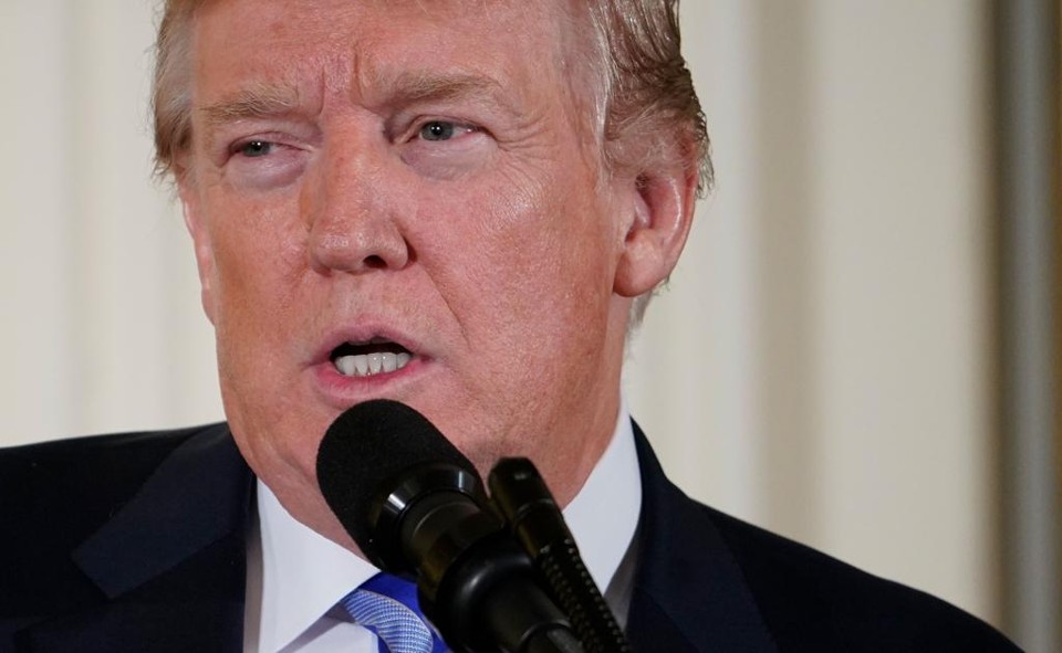 Segundo assessores, Trum não descarta apoio a projeto de lei que pode restringir a compra de armas de fogo | Mandel Ngan/AFP