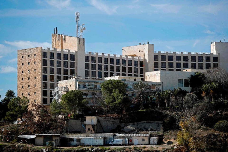 Essa construção, em Jerusalém, é considerada uma das opções para hospedar a nova sede da embaixada dos EUA | THOMAS COEX/AFP
