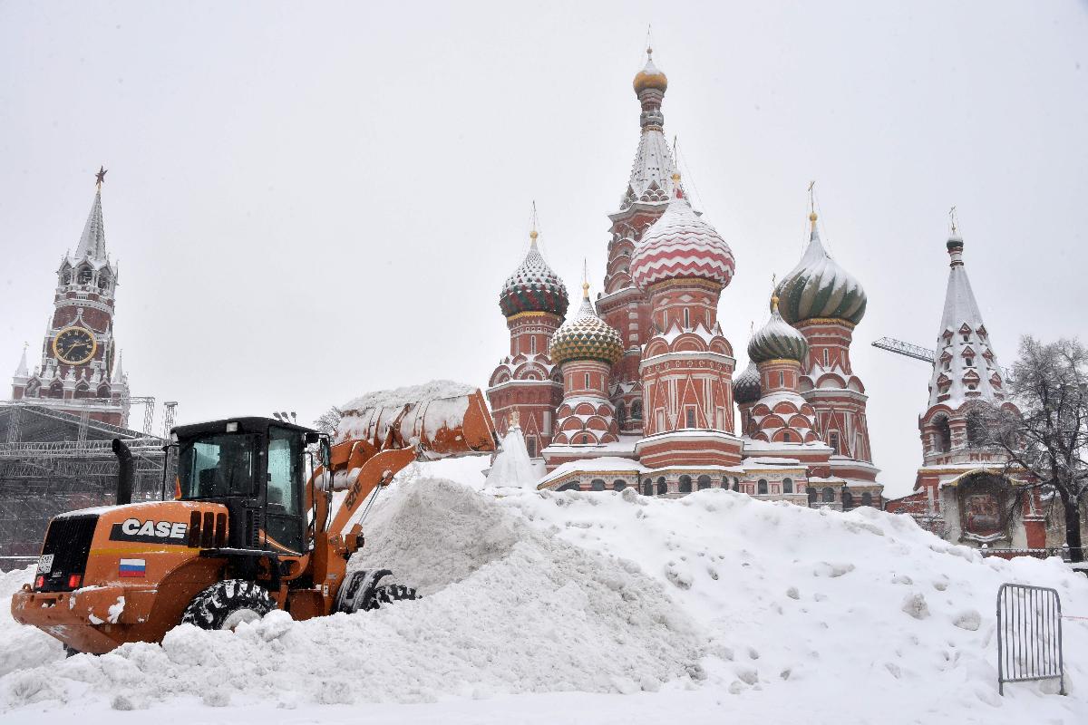 13 graus abaixo de zero e mais de um mês de neve em apenas 36 horas: essa é a atual situação climática de Moscou | VASILY MAXIMOV/AFP