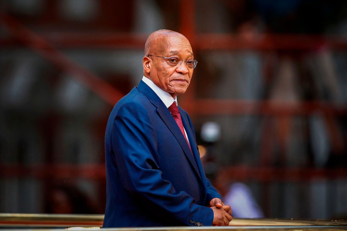 Presidente da África do Sul desde 2009, Jacob Zuma enfrenta pressão do partido e da oposição para renunciar ao cargo em meio a uma série de denúncias de corrupção | NIC BOTHMAAFP