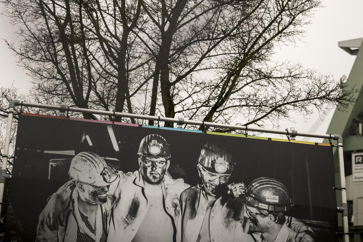 Como é que um partido de extrema-direita atrai eleitores entre os trabalhadores, um tradicional bastião da esquerda? | GORDON WELTERS/
NYT